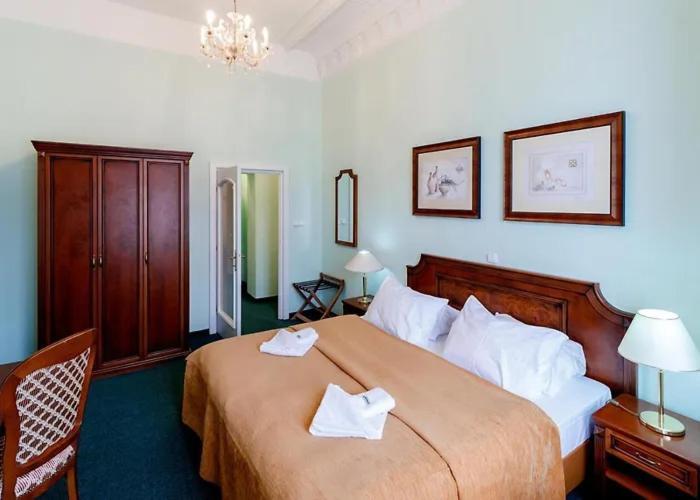 Hotel Ester Karlovy Vary Eksteriør bilde
