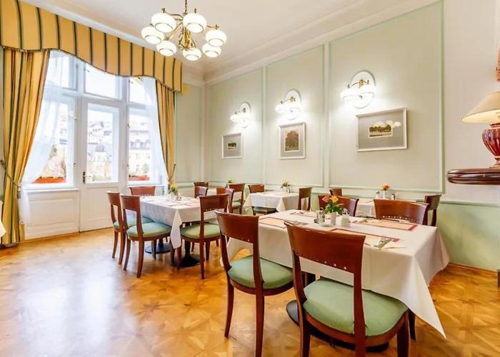 Hotel Ester Karlovy Vary Eksteriør bilde