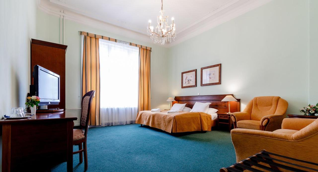 Hotel Ester Karlovy Vary Eksteriør bilde