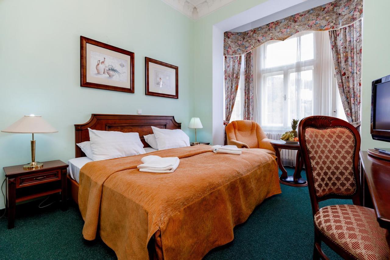 Hotel Ester Karlovy Vary Eksteriør bilde