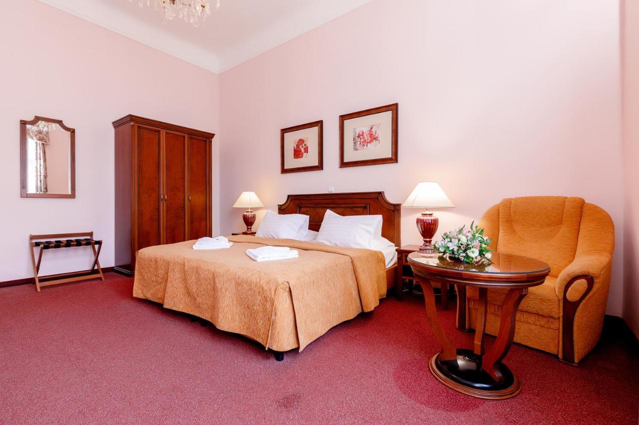 Hotel Ester Karlovy Vary Eksteriør bilde
