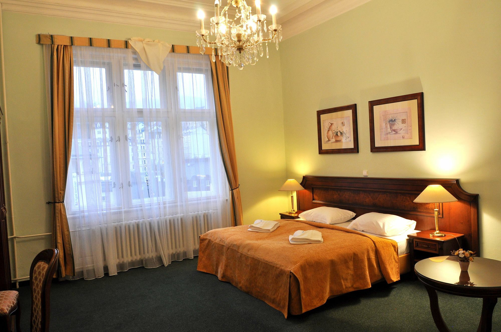 Hotel Ester Karlovy Vary Eksteriør bilde